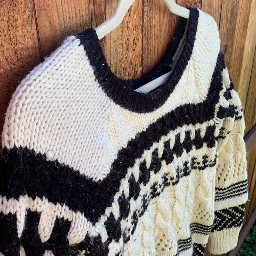American Eagle Pattern Thick Knit Warm Sweater Si… - image 2